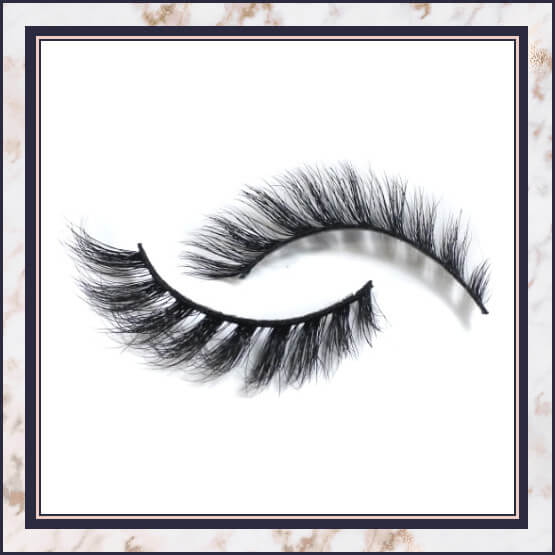 Moriah Winged Fox Eye Lashes