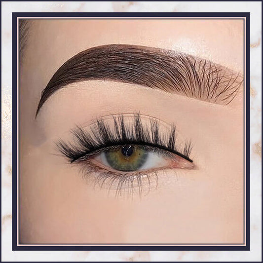 Emelda Winged Fox Eye Lashes