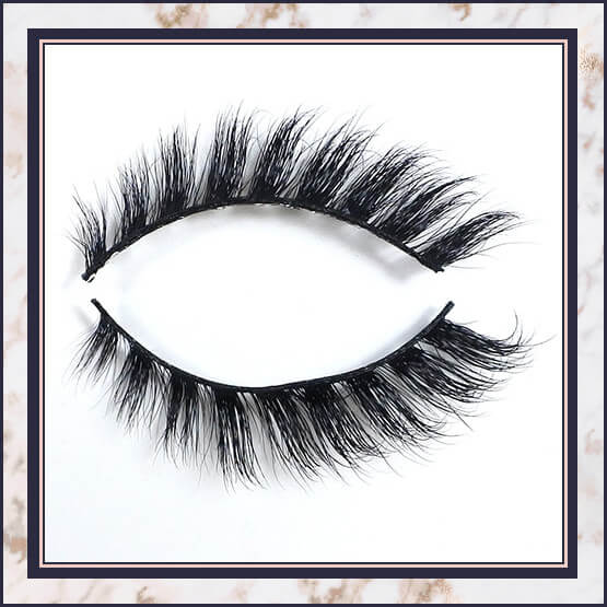 Melanie Winged Fox Eye Lashes