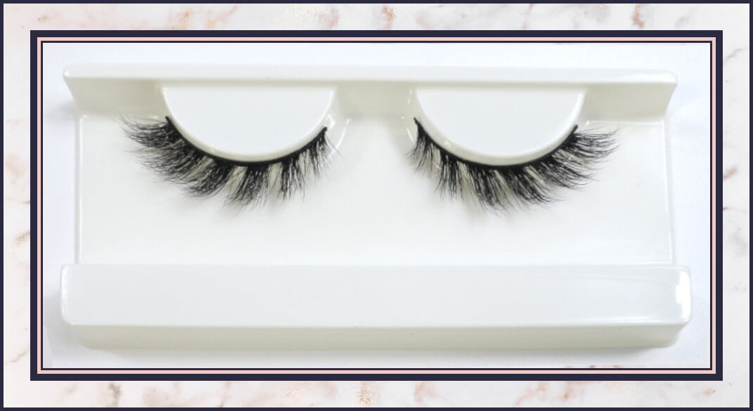 Scarlett Winged Fox Eye Lashes